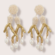 Load image into Gallery viewer, CrystalDust Camila Coralito
