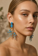 Load image into Gallery viewer, Crystaldust Coralitos Acquamarine
