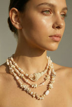 Load image into Gallery viewer, CrystalDust Guacuco Necklace
