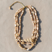 Load image into Gallery viewer, CrystalDust Guacuco Necklace
